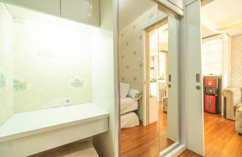 Jatinegara Apartment | comfort 2 BR Above Bassura City Mall East Jakarta