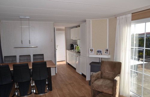 Groot Valkenisse Ski Chalet | Comfort chalet located directly on the beach in sunny Zeeland