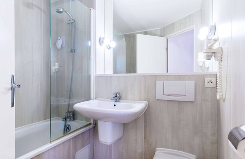 Evreux Hotel | Comfort Hotel Evreux