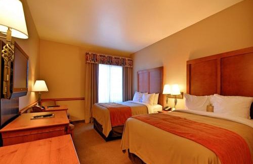 Pomerene Hotel | Comfort Inn Benson near Kartchner Caverns
