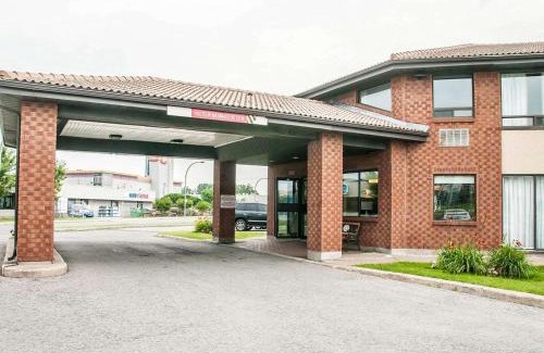 Laval Hotel | Comfort Inn
