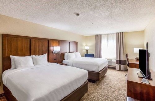 Tad Hotel | Comfort Inn Charleston South