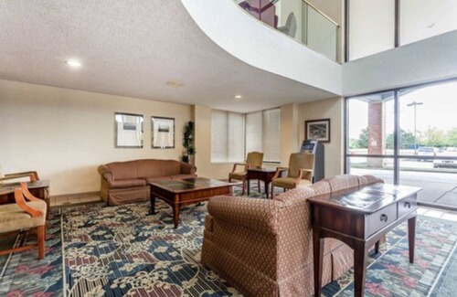 Middleburg Heights Hotel | Comfort Inn Cleveland Airport