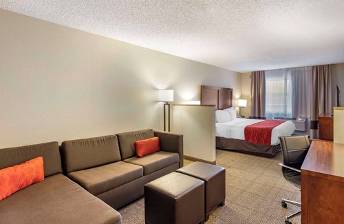 Wheat Ridge Hotel | Comfort Inn Denver West Arvada Station