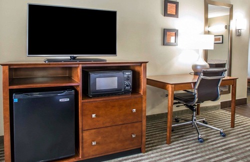 Hammond Hotel | Comfort Inn Hammond I-94