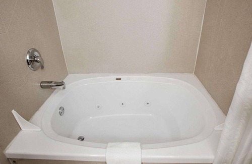 Lee's Summit Hotel | Comfort Inn Lees Summit @ Hwy 50 & Hwy 291