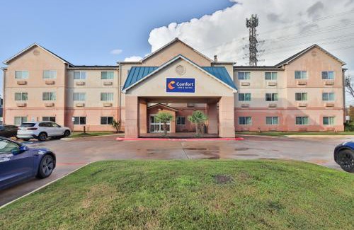 Houston Hotel | Comfort Inn & Suites Houston North - Spring