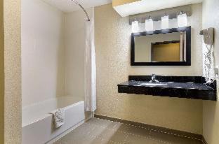 Winnetonka Hotel | Comfort Inn & Suites Kansas City - Northeast