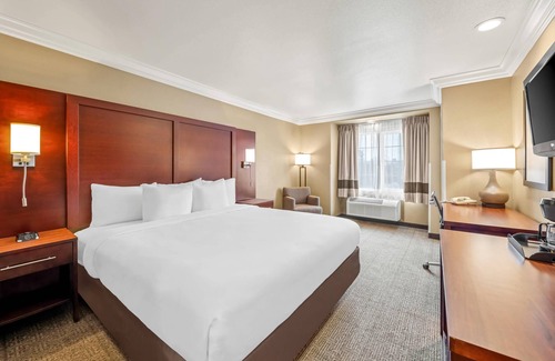 Salinas Hotel | Comfort Inn & Suites of Salinas