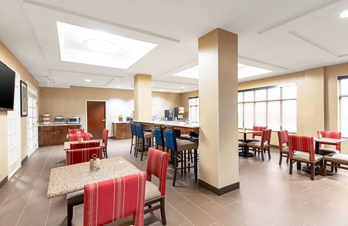 Pine Bluff Hotel | Comfort Inn & Suites Pine Bluff