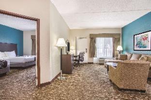 Fruitville Hotel | Comfort Inn & Suites Sarasota I75