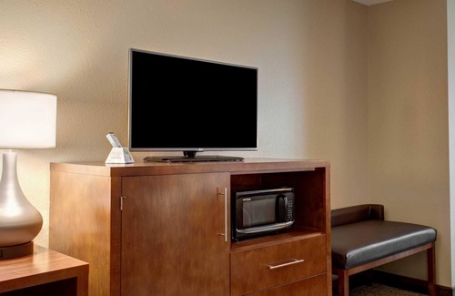 Caldwell Hotel | Comfort Inn & Suites