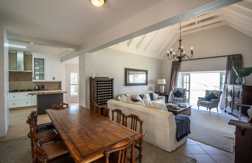 Port Alfred House | Comfort on the waters edge