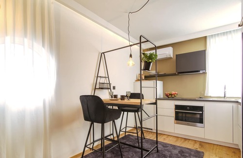 Maribor Apartment | Comfort Studio apartment Kavenija w/parking