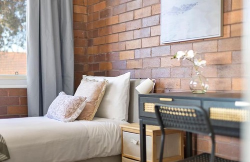 Hurstville House | Comfort Single Room - Private - Prime Spot in Hurstville