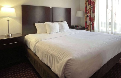 Altoona Hotel | Comfort Suites Altoona