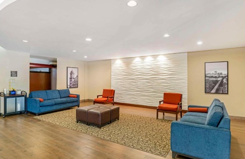 Glen Allen Hotel | Comfort Suites At Virginia Center Commons