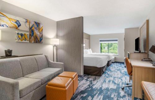 Arcadia Hotel | Comfort Suites At WestGate Mall