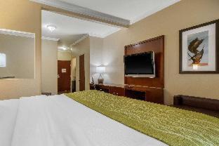 Central City Hotel | Comfort Suites Corpus Christi Central