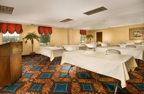 Chantilly Hotel | Comfort Suites Dulles Airport