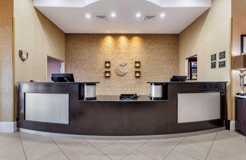 Florence Hotel | Comfort Suites Florence I-95