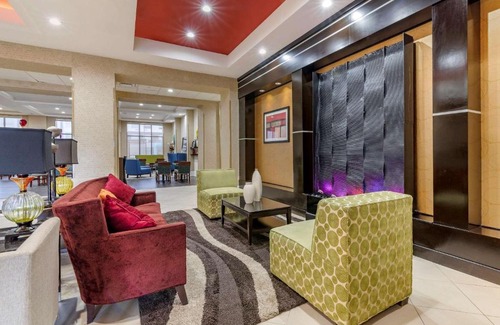 Florence Hotel | Comfort Suites Florence I-95