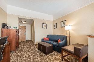 Firestone Hotel | Comfort Suites Longmont