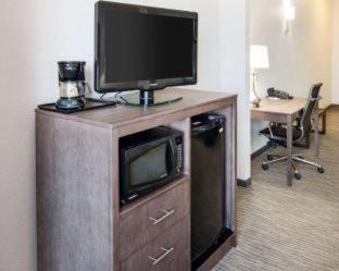 San Angelo Hotel | Comfort Suites San Angelo near University