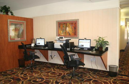 El Lago Hotel | Comfort Suites Seabrook - Kemah