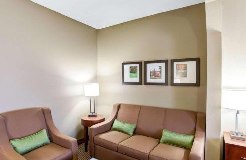 Crossville Hotel | Comfort Suites