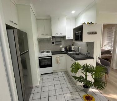 Alexandra Hills House | Comfortable 1 Bedroom Granny Flat with Parking Alexandra Hills