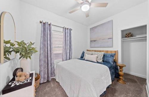 Detroit - Shoreway House | Comfortable 2-Bedroom House In Cleveland 1330