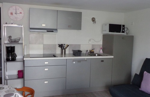 Rumilly Apartment | Comfortable 25m2 studio between Annecy and Aix-les-Bains