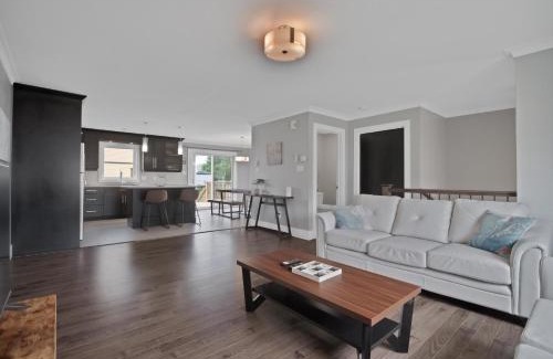 Riverview House | Comfortable 3BR Getaway