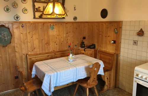 Predaia Apartment | Comfortable accommodation for families and friends on all fours