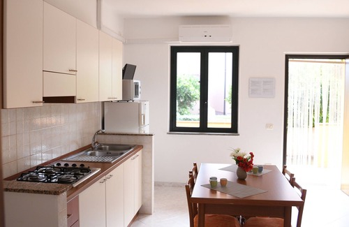 Villaggio Carrao Apartment | Comfortable apartment 100 meters from the sea