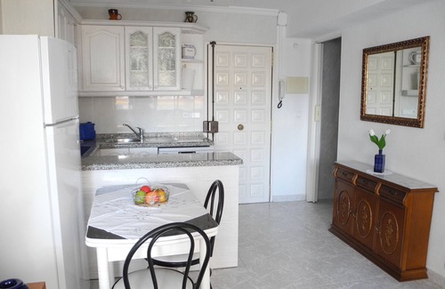 Torre del Mar Apartment | Comfortable apartment right on the beach