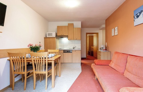 Soelden Apartment | Comfortable apartment near the ski lift