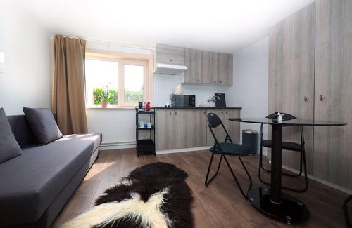 Sint-Andries Apartment | Comfortable apartment, close to downtown and train station
