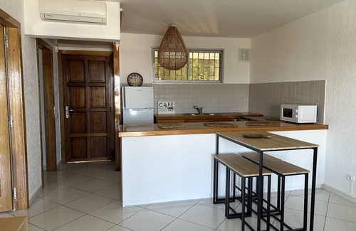 Tahiti Apartment | Comfortable apartment front of the multi activities MARINA & MOOREA View