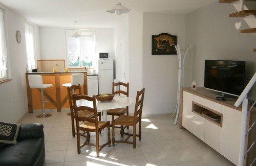 Sennecey-le-Grand Cottage | Comfortable cottage in SOUTH BURGUNDY