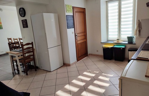 Dompcevrin Cottage | Comfortable cottage with fireplace and parking, near Verdun