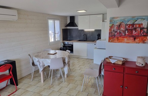 Gruissan Plage Ski Chalet | Comfortable cottage ground floor, Chalets beach in GRUISAN PLAGE