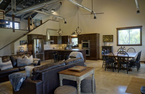 Butler County Cabin | Comfortable country retreat in Butler County, Kansas