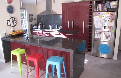Havelock North House | Comfortable family holiday home with swimming pool close to Village and wineri