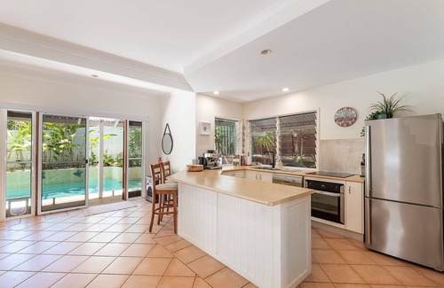 Sunrise Beach Apartment | Comfortable Family Townhouse, Sunrise Beach