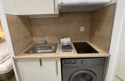 Rochefort Apartment | Comfortable furnished studio on ground floor near the spa (N°36)