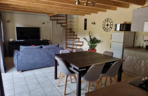 Landudal House | Comfortable gîte for 6 people located in a quiet village near Quimper.