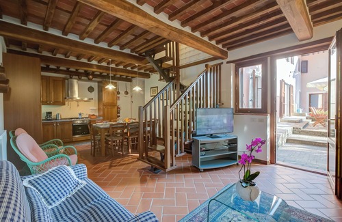 Borgo a Mozzano House | Comfortable Home Romeo Among Greenery, Borgo a Mozzano, Italy
