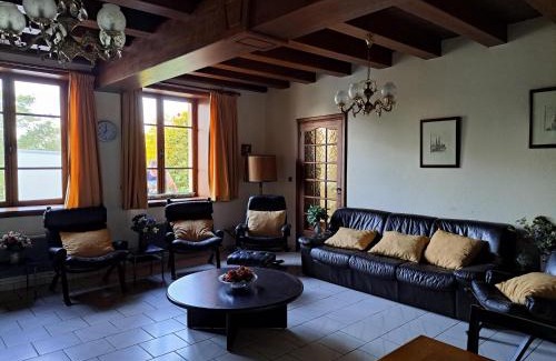Vieure House | Comfortable holiday home with spacious garden